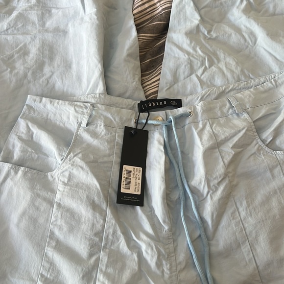 NWT Lioness Hills Parachute Pants - Picture 5 of 6